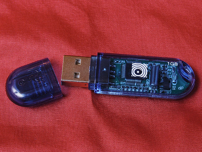 image/usb_memory_stik-64.jpg