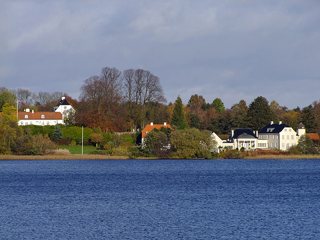 image/huse_ved_bagsvaerd_soe-8.jpg